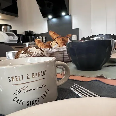 펜션 Champetre Avec En Bourbonnais - Fr-1-489-539